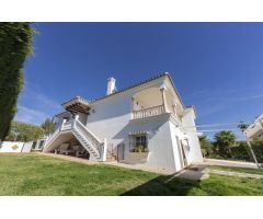 Finca en venta en Estepona | CABANILLAS PROPIEDADES