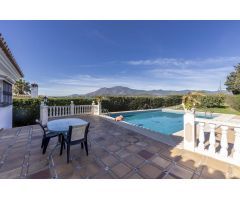 Finca en venta en Estepona | CABANILLAS PROPIEDADES
