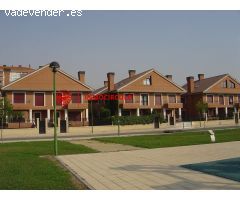 Exclusivo Chalet Adosado Junto al HUBU: Tu Oasis Urbano en Burgos