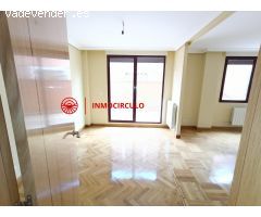 Exclusivo Chalet Adosado Junto al HUBU: Tu Oasis Urbano en Burgos