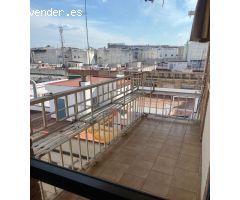 ???? Luminoso Piso con Terraza y Vistas en Ciudad Jardín – ¡Listo para Entrar a Vivir!