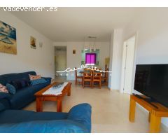 Se alquila LARGA TEMPORADA bonito y luminoso apartamento en una urbanización en la sierra.