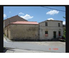 Casa en Venta en Puebla de Pedraza, Segovia