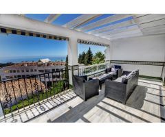 Impresionante Atico en el centro de Benalmadena Pueblo con vistas panoramicas al mar!!
