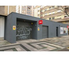 Plaza de garaje en alquiler en Iturrama junto a Edificio Hacienda