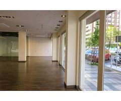 Local comercial en extraordinaria ubicación