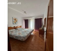 Se Alquila Acogedor Dúplex en Playa La Arena de 1 hab, baño y aseo. Con Piscina.