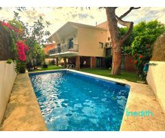 Bonita casa reformada con piscina en pleno Can bou la mejor zona Castelldefels