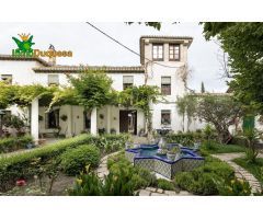 Edificio con picadero.