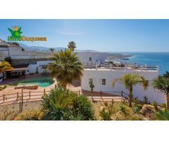 VILLA DE LUJO EN LA COSTA TROPICAL DE GRANADA