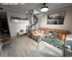 PISO SEMINUEVO CON BUHARDILLA EN PLENO CASCO HISTÓRICO