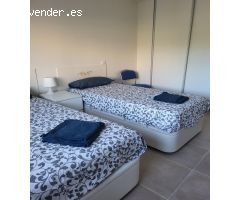 Alquiler de chalet de temporada 2 viviendas de 2 habitaciones reformado con piscina y parking