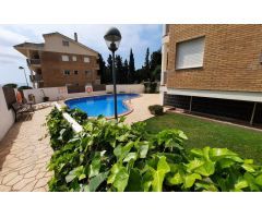 ÁTICO DUPLEX EN PRIMERISIMA LINEA DE MAR, IDEAL