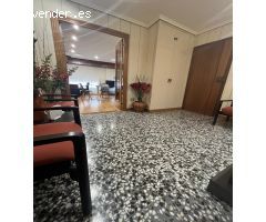 Amplio piso de 5 habitaciones en zona centro