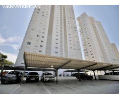 SE ALQUILA UN PISO EN LA PRIMERA LÍNEA DE PONIENTE, BENIDORM