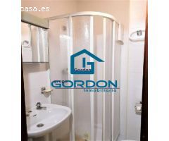 Buscas un piso con terraza, garaje, trastero, 4 dormitorios... a 100 mts. de Silgar?... aqui lo tien