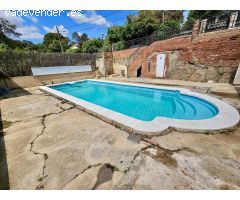 CASA  CON PISCINA Y GARAJE EN VENTA EN RESIDENCIAL PARK, MAÇANET DE LA SELVA