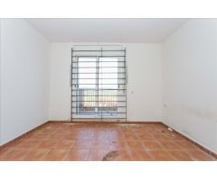 CASA DE 2 PLANTAS CON GARAJE EN VENTA EN PIERA, BARCELONA