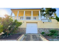 CASA CON JARDÍN, PISCINA Y GARAJE EN TORDERA!