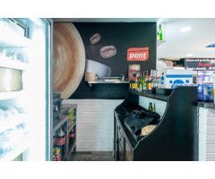 Bar-Restaurante equipado en zona residencial con muchísimo paso