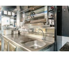 Bar-Restaurante equipado en zona residencial con muchísimo paso