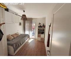 ESPECTACULAR VIVIENDA REFORMADA CON 3 HABITACIONES, 2 BAÑOS Y TERRAZA!
