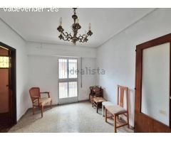¡¡PISO CON GARAJE, BALCÓN, TRASTERO Y 3 FACHADAS EN EXCELENTE ZONA!!