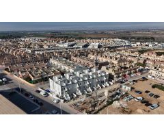Chalets modernos de obra nueva cerca de la playa en Arenales del Sol y El Carabassí