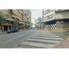 Local comercial a la venta en el centro de Alicante