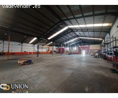 Nave industrial en Venta en Alcalá de Guadaira, Sevilla