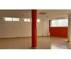 Local comercial en Venta en Olesa de Montserrat, Barcelona