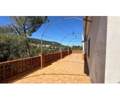 Casa en Venta en Castellví de Rosanes, Barcelona
