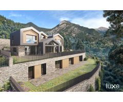 Exclusivo chalet en venta de 715 m² a Escàs