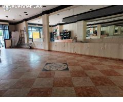 ALQUILER LOCAL COMERCIAL EN EL PUERTO DE SANTA MARÍA (AVENIDA DE ANDALUCÍA))