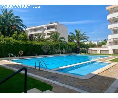 Piso céntrico con piscina comunitaria y plaza de parking