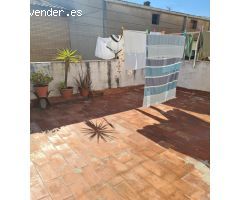 CAN ANGLADA - ¡¡¡PISO PARA ENTRAR A VIVIR EN FINCA DE TAN SÓLO 3 VECINOS!!!