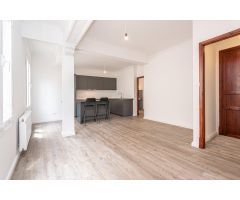Apartamento Reformado con Estilo en el Corazón de la Ciudad