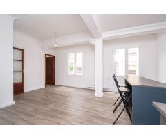 Apartamento Reformado con Estilo en el Corazón de la Ciudad