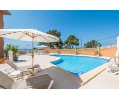 Amplia y tranquila vivienda con terraza, patio y vistas al mar en Palma – cerca de Porto Pi