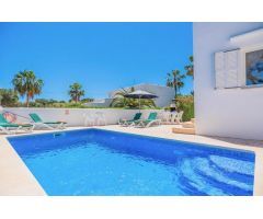 Chalet con licencia turística a solo 80 metros del mar en Cala Egos / Cala dOr