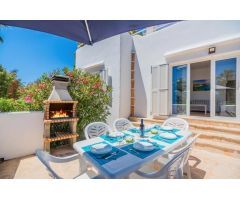 Chalet con licencia turística a solo 80 metros del mar en Cala Egos / Cala dOr
