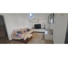 SE VENDE CASA DE TRES DORMITORIOS