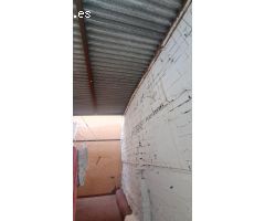 SE VENDE CASA DE TRES DORMITORIOS