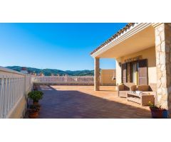 CHALET INDEPENDIENTE EN PLAYA GETARES