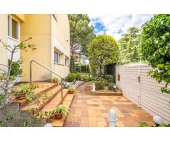 Espectacular casa unifamiliar en Urb. El Pinar (Reus) — lista para entrar a vivir