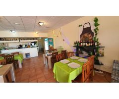 Traspaso de Restaurante en Funcionamiento en Golf Sur: Primera Línea de Playa y Gran Potencial