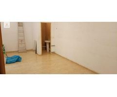 Se VENDE LOCAL COMERCIAL zona Colón