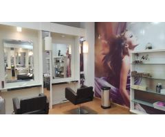 EMPIRE HOMES--¡TRASPASO DE SALÓN DE BELLEZA EN PLENO CENTRO DE CÁCERES – ZONA CÁNOVAS!
