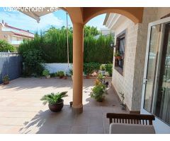 SE VENDE CHALET ADOSADO SEMI ESQUINA EN TORRE DE LA HORADADA
