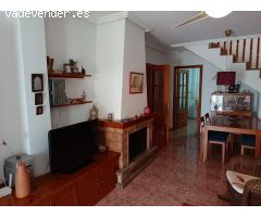 SE VENDE CHALET ADOSADO SEMI ESQUINA EN TORRE DE LA HORADADA